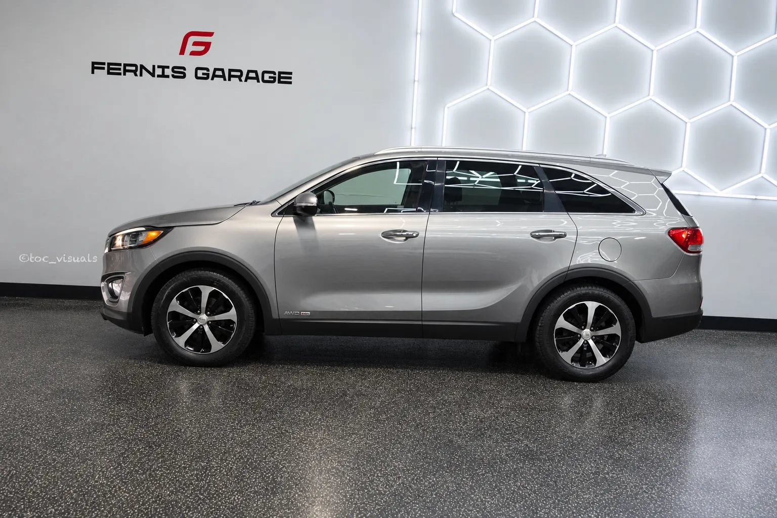 Used 2018 Kia Sorento EX AWD/4WD image 3