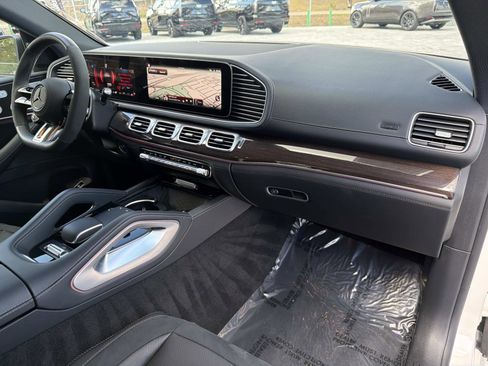 Used 2025 Mercedes-Benz GLE 53 AMG 4MATIC Coupe image 25