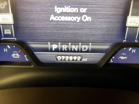 Used 2021 RAM 1500 Laramie AWD/4WD image 18