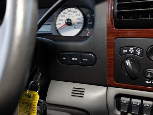 Used 2006 Ford F350 4x4 Crew Cab Super Duty image 36