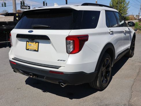 Used 2023 Ford Explorer ST-Line w/ Class IV Trailer Tow Package AWD/4WD image 7