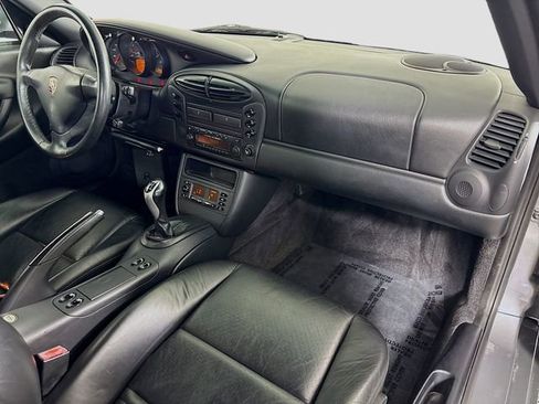 Used 2001 Porsche Boxster image 24