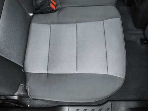 Used 2023 Chevrolet Colorado Trail Boss AWD/4WD image 35
