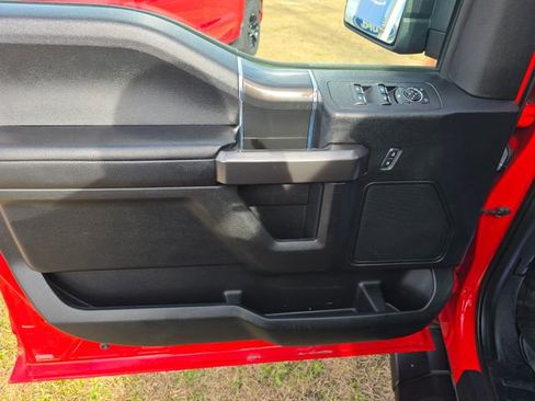 Used 2018 Ford F150 XLT w/ Equipment Group 302A Luxury image 10