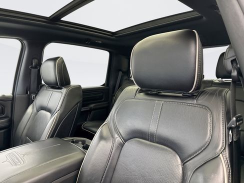 Used 2023 RAM 1500 Limited w/ Bed Utility Group image 10