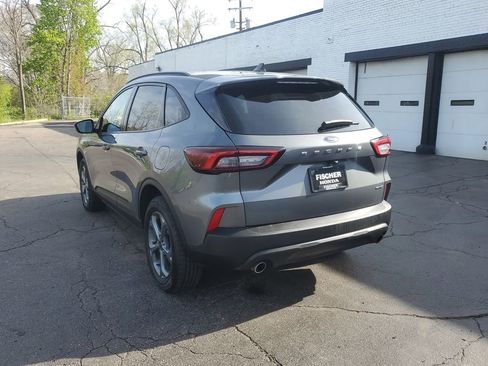 Used 2025 Ford Escape ST-Line Select AWD/4WD image 4