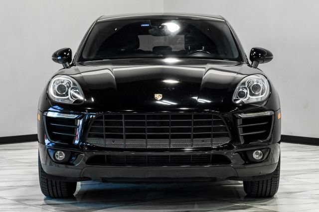 Used 2018 Porsche Macan AWD/4WD image 8