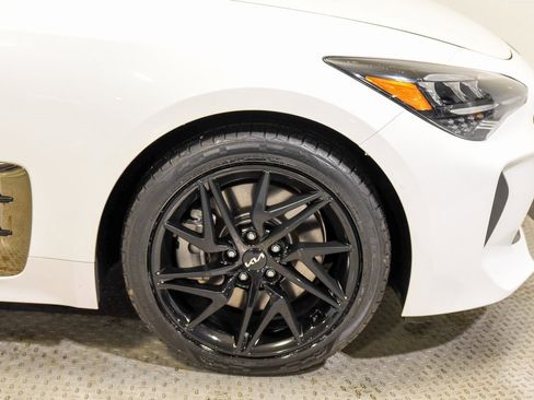Used 2023 Kia Stinger GT-Line w/ Sun & Sound Package image 11