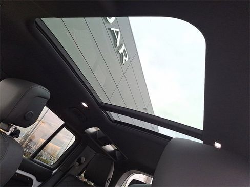 New 2026 Land Rover Defender 110 S image 10