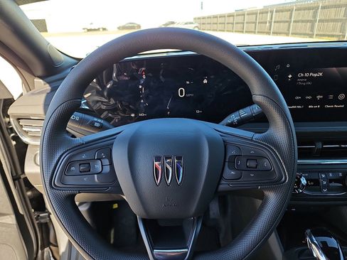 New 2026 Buick Envista Preferred w/ Convenience II Package image 17