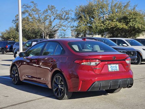 Used 2023 Toyota Corolla SE image 5