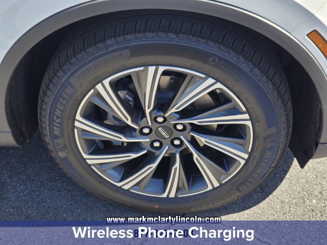 New 2027 Lincoln Aviator AWD image 17