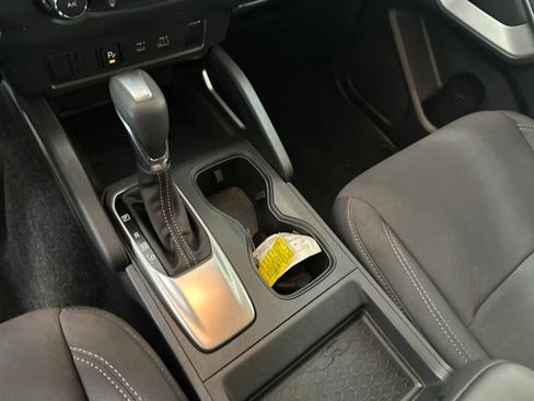 Used 2022 Nissan Frontier SV w/ Technology Package image 20