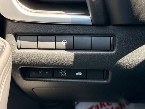 New 2026 Nissan Rogue SV w/ Cold Weather Package AWD/4WD image 30