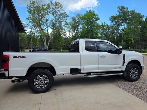 Used 2023 Ford F350 Lariat w/ Snow Plow/Camper Package AWD/4WD image 9