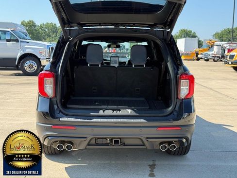 Used 2020 Ford Explorer ST w/ ST Street Pack AWD/4WD image 22