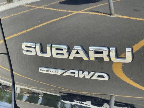 Used 2023 Subaru Ascent 8-Passenger AWD/4WD image 7