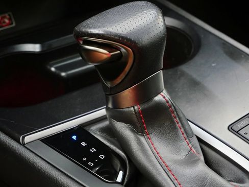 Used 2023 Lexus UX 250h F Sport FWD image 32