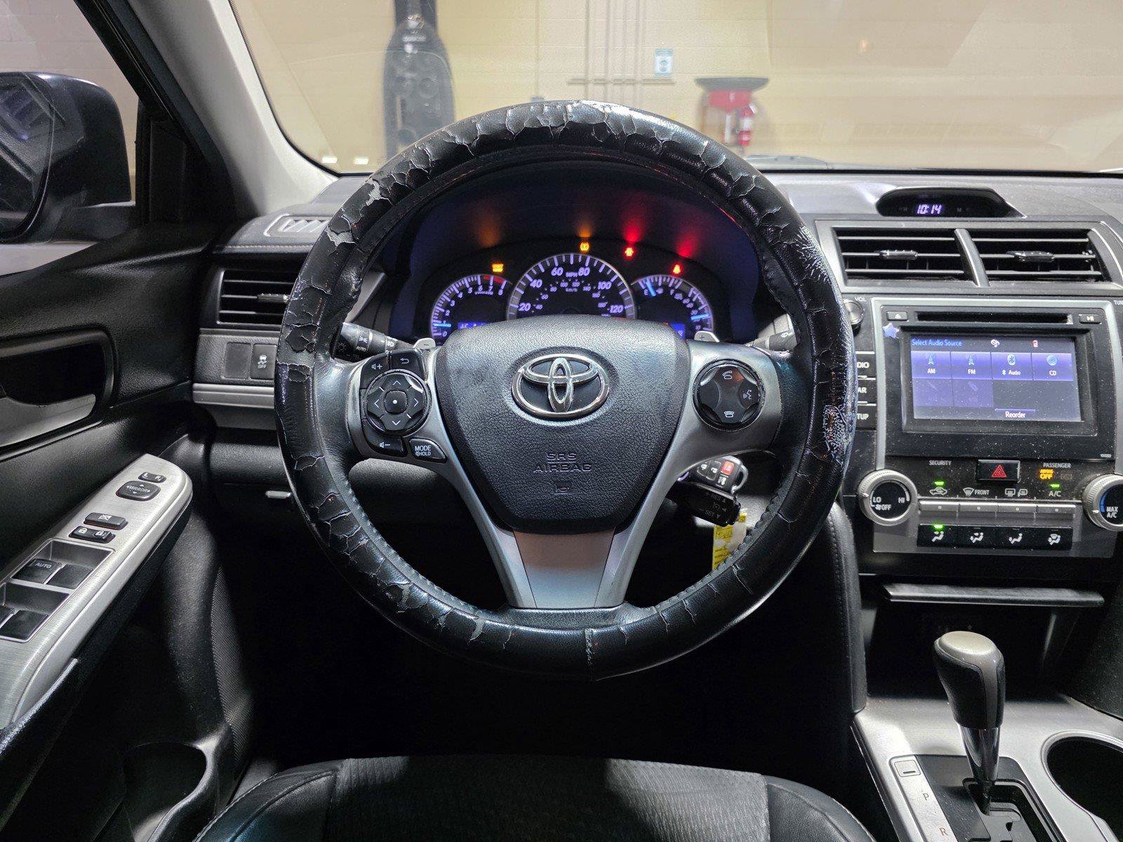 Used 2014 Toyota Camry SE w/ Fleet Convenience Package FWD image 20