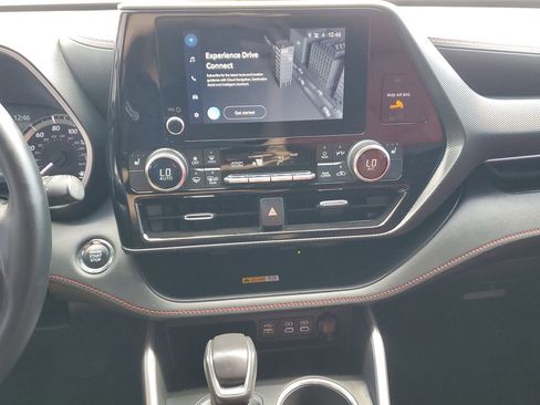 Used 2023 Toyota Highlander XSE image 22