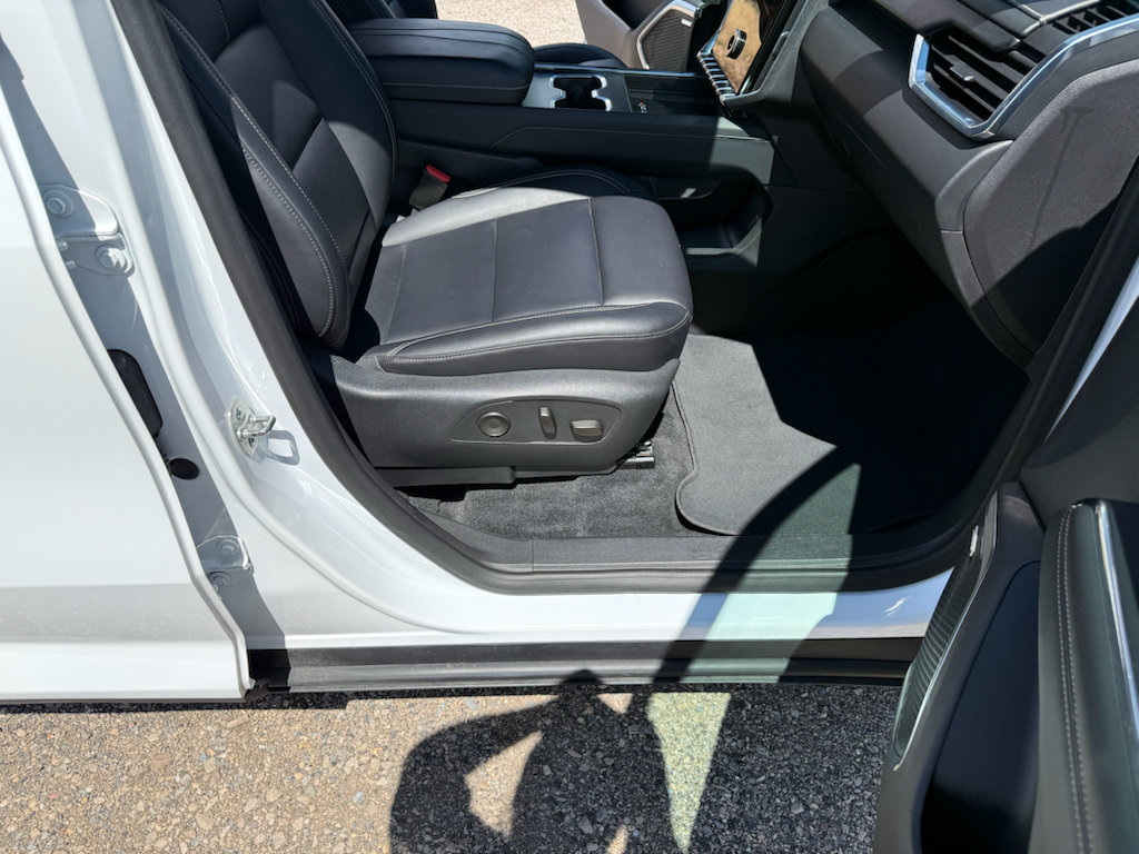 Used 2024 GMC Acadia Elevation AWD/4WD image 40