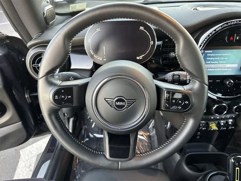 Used 2023 MINI Cooper SE image 13