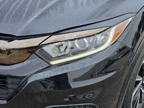 Used 2019 Honda HR-V Sport image 7