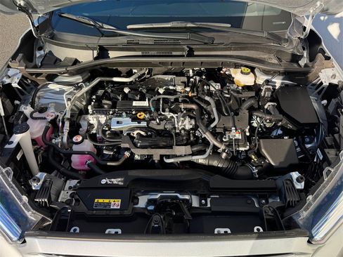 Certified 2024 Toyota Corolla Cross XSE image 22