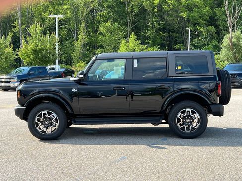 New 2026 Ford Bronco Outer Banks AWD/4WD image 3