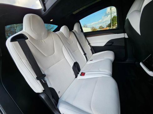 Used 2022 Tesla Model X Plaid image 68