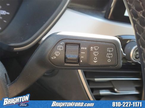 Used 2022 Ford Escape SEL w/ Class II Trailer Tow Package image 23