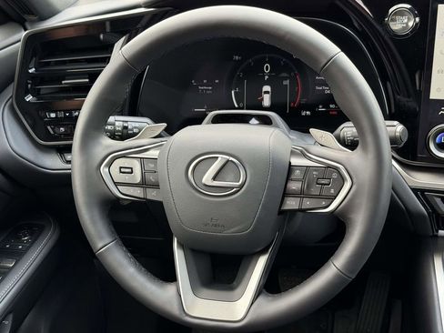 Used 2026 Lexus TX 350 AWD w/ Technology Package image 9