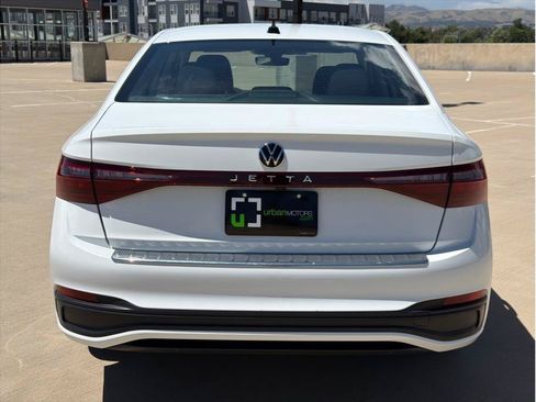 Used 2025 Volkswagen Jetta S FWD image 7