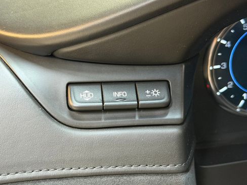 Used 2017 Cadillac Escalade Platinum AWD/4WD image 26