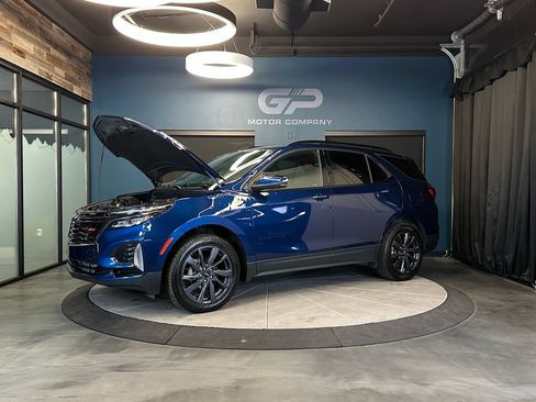 Used 2022 Chevrolet Equinox RS w/ Infotainment Package AWD/4WD image 24
