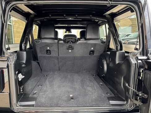 Used 2020 Jeep Wrangler Unlimited Rubicon w/ Advanced Safety Group image 5