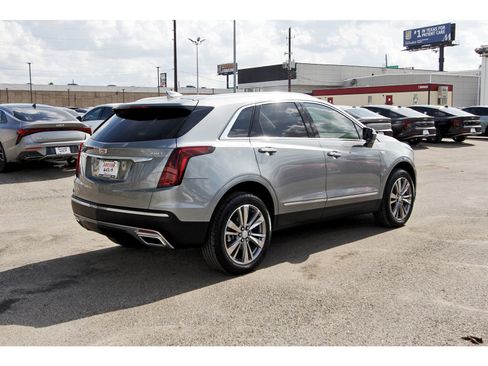 Used 2025 Cadillac XT5 Premium Luxury w/ LPO, Floor Liner Package image 7