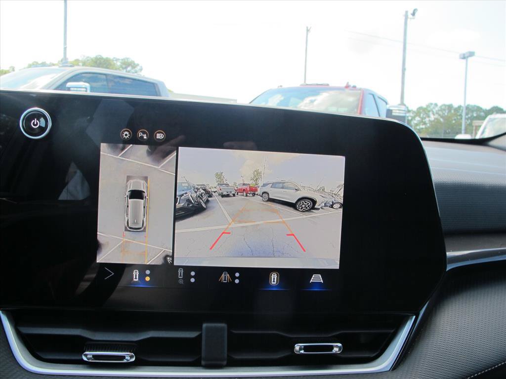 Used 2025 Chevrolet Equinox LT w/ Convenience Package II FWD image 13