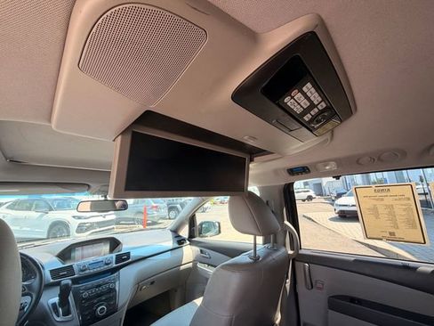 Used 2011 Honda Odyssey Touring Elite image 14