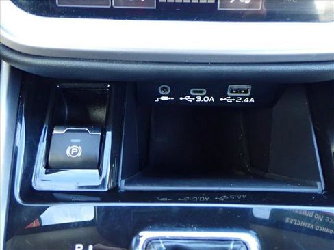 Certified 2024 Subaru Outback Limited image 22