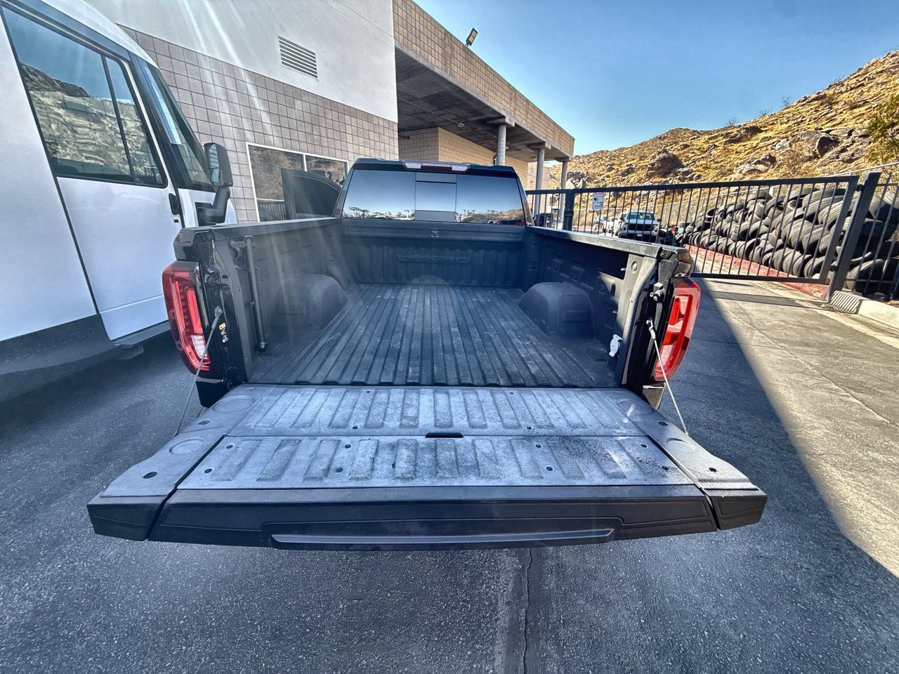 Used 2020 GMC Sierra 1500 Denali RWD image 26