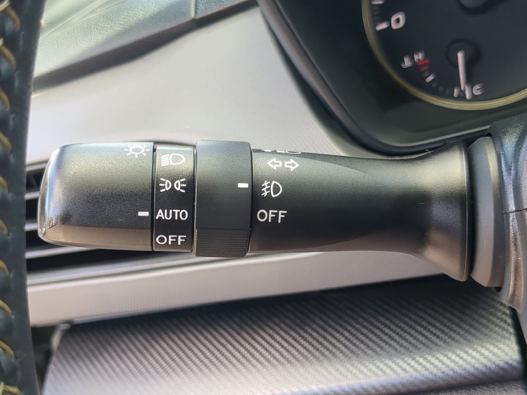 Used 2024 Subaru Crosstrek 2.5i Sport AWD/4WD image 28