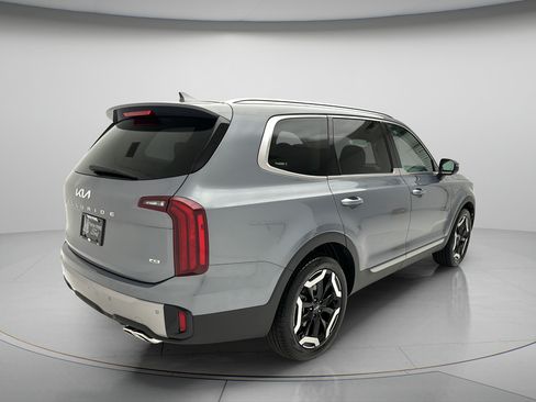 Used 2025 Kia Telluride S AWD/4WD image 5
