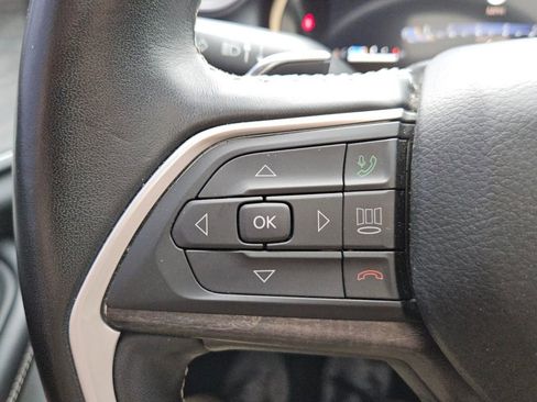 Used 2021 Jeep Grand Cherokee L Limited image 22