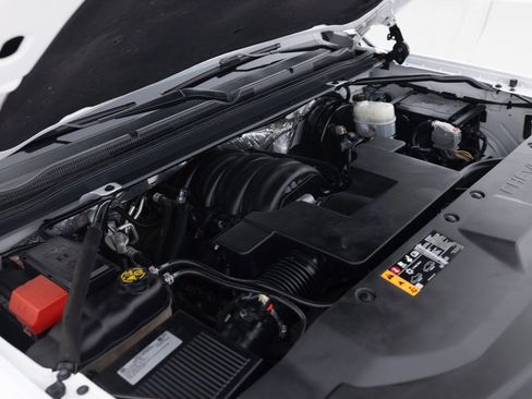 Used 2018 Chevrolet Tahoe LT image 45