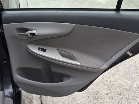 Used 2010 Toyota Corolla LE FWD image 31