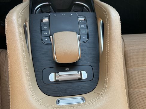 Certified 2024 Mercedes-Benz GLS 450 4MATIC image 37
