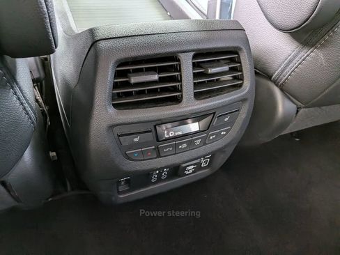 Used 2022 Honda Pilot Elite image 38