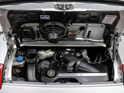 Used 2005 Porsche 911 Carrera S RWD image 29