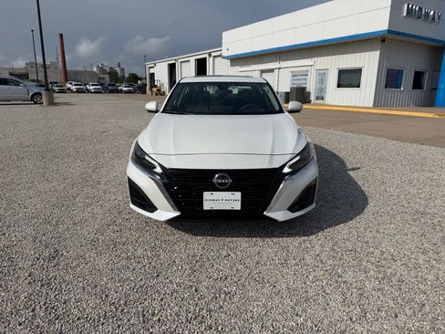 Used 2023 Nissan Altima 2.5 SL AWD/4WD image 8